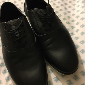 Black Dress and Casual Shoes. Size 42 Eu 10.5 USA